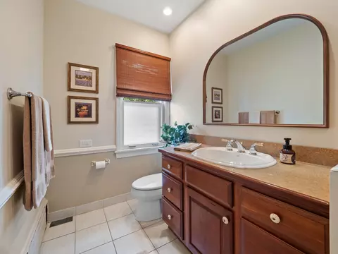 Bath - 502 E Indiana St, Wheaton, IL 60187 photo 6 of 7