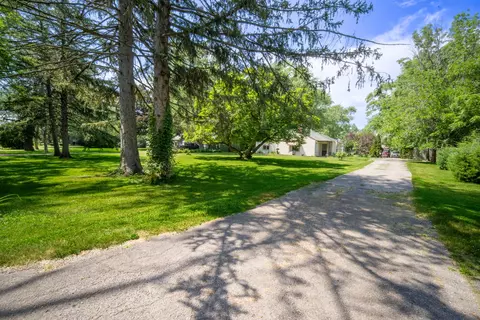 Exterior - 5 River Ln, Kankakee, IL 60901 photo 2 of 6