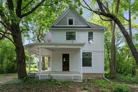 1147 S Batavia Ave, Batavia, IL 60510