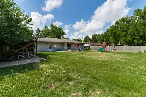 Exterior - 1202 Riordan St, Normal, IL 61761 photo 1 of 8