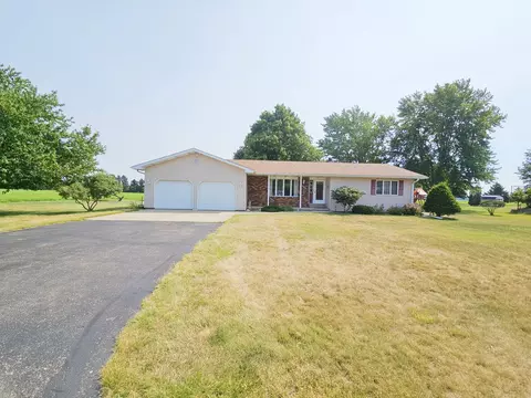 429 12th Avenue B, Erie, IL 61250