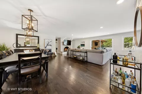Dining - 8460 Dolfor Cv, Burr Ridge, IL 60527 photo 1 of 2
