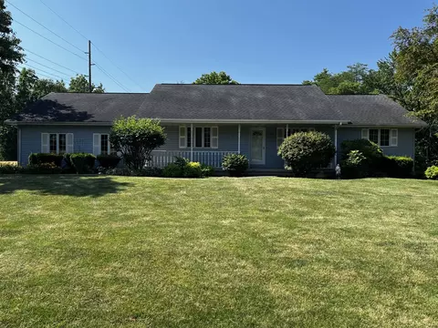 305 W Hopkins Ave, Granville, IL 61326