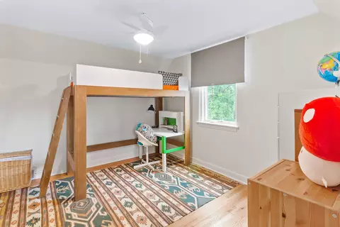 Bedroom - 2832 Maple Ave, Berwyn, IL 60402 photo 3 of 4