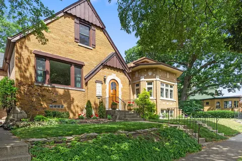 Exterior - 2832 Maple Ave, Berwyn, IL 60402 photo 2 of 5