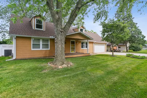 308 N Smith Rd, Urbana, IL 61802