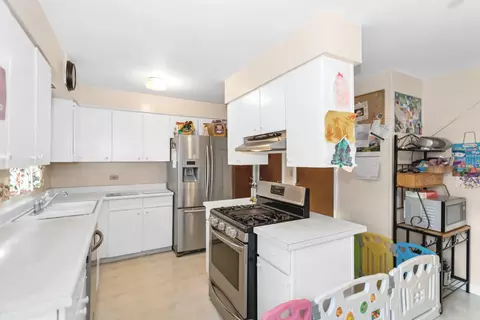 1809 Taft Ave, Rolling Meadows, IL 60008 photo 9
