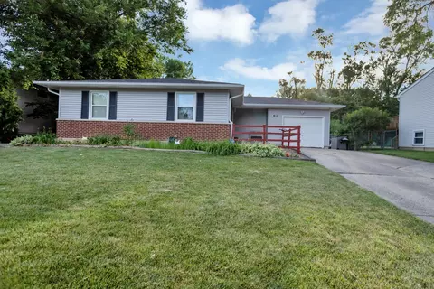 1809 Taft Ave, Rolling Meadows, IL 60008 photo 2