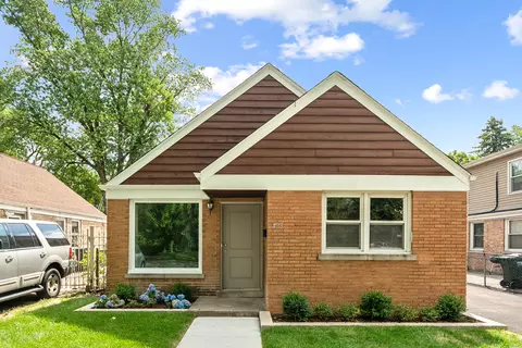 423 53rd Ave, Bellwood, IL 60104