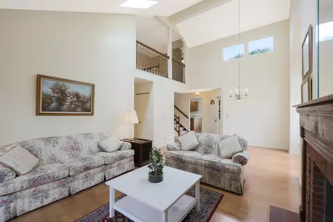 1301 Glengary Ct #L, Wheeling, IL 60090 photo 6