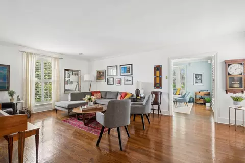 1249 Ridge Rd, Wilmette, IL 60091 photo 3