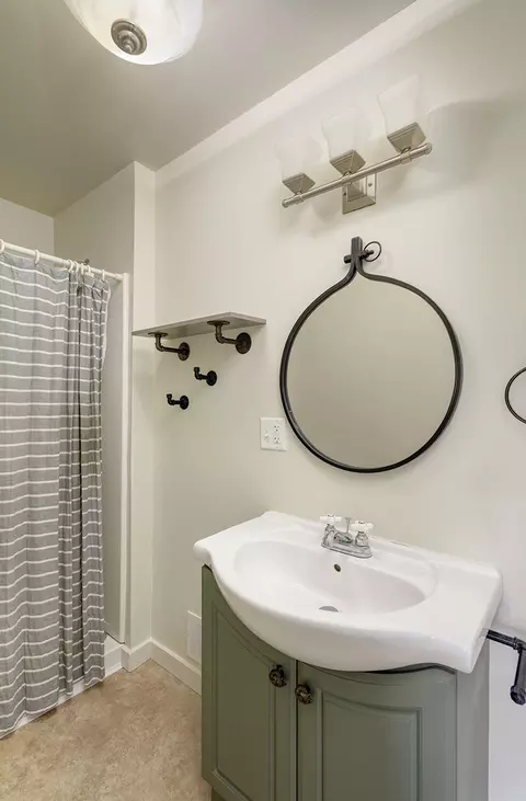 Bath - 904 N 2nd St, Ashton, IL 61006 photo 1 of 3