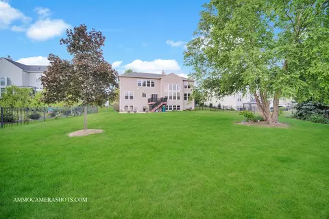 Exterior - 24911 Blue Iris Ct N, Plainfield, IL 60585 photo 10 of 12