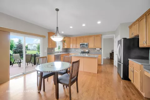 Kitchen - 24911 Blue Iris Ct N, Plainfield, IL 60585 photo 1 of 4
