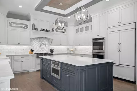 Kitchen - 7210 Giddings Ave, Burr Ridge, IL 60527 photo 1 of 5