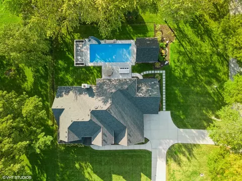 View/Area - 7210 Giddings Ave, Burr Ridge, IL 60527 photo 1 of 1