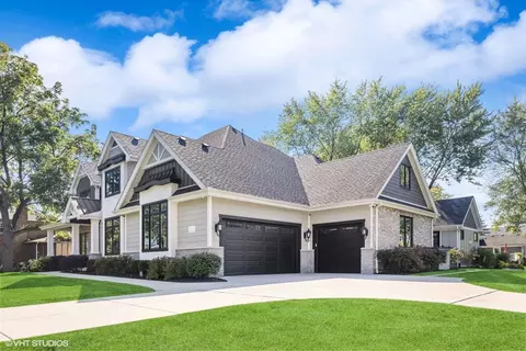 Exterior - 7210 Giddings Ave, Burr Ridge, IL 60527 photo 4 of 29