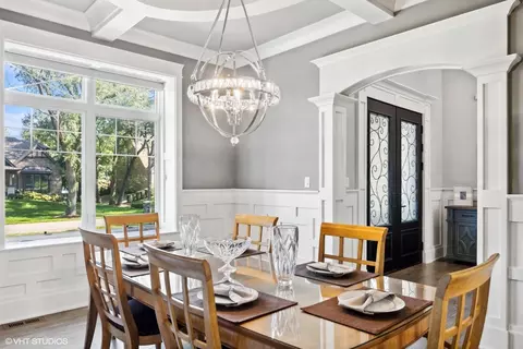 Dining - 7210 Giddings Ave, Burr Ridge, IL 60527 photo 3 of 6