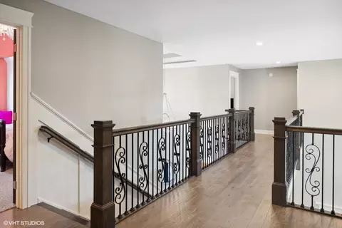 Entry Way - 7210 Giddings Ave, Burr Ridge, IL 60527 photo 5 of 5