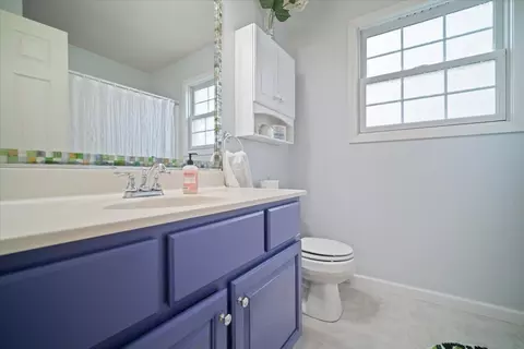 Bath - 1114 Abercorn St, Normal, IL 61761 photo 1 of 1