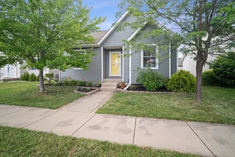 1114 Abercorn St, Normal, IL 61761