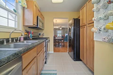 Kitchen - 1114 Abercorn St, Normal, IL 61761 photo 3 of 3