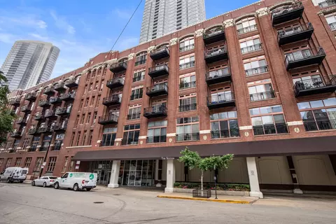 360 W Illinois St #515, Chicago, IL 60654