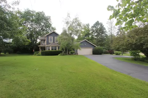3215 Chellington Dr, Johnsburg, IL 60051 photo 3