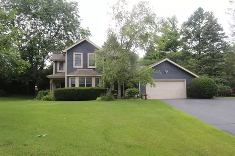 3215 Chellington Dr, Johnsburg, IL 60051