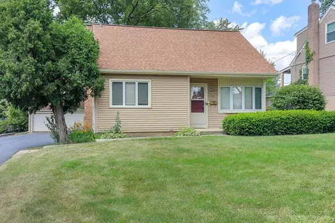 116 2nd St, Downers Grove, IL 60515