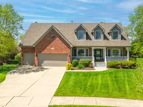 3915 Highknob Cir, Naperville, IL 60564