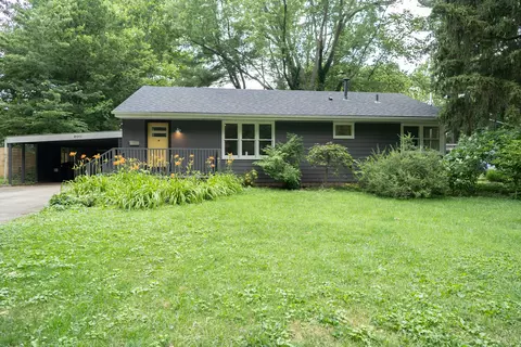 2011 S Vine St, Urbana, IL 61801