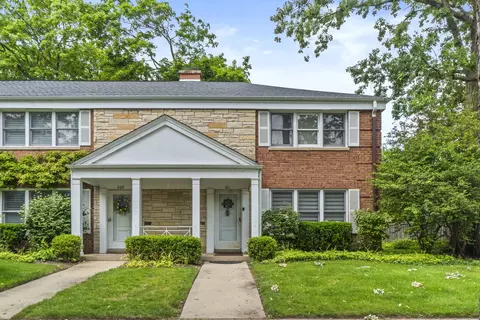611 4th St #611, Wilmette, IL 60091