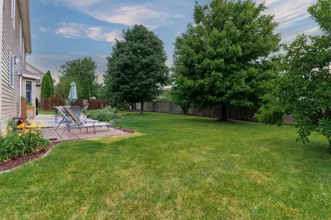 2710 Kaisner, Bloomington, IL 61704 photo 32