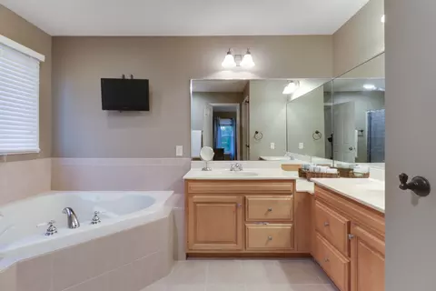 2710 Kaisner, Bloomington, IL 61704 photo 19