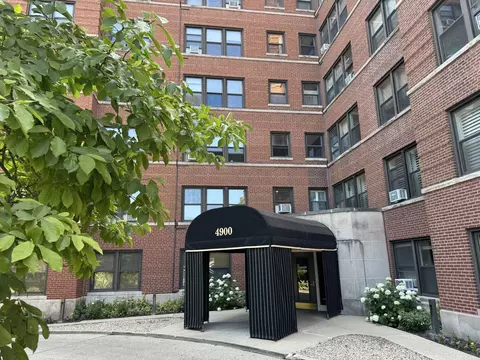 4900 N Marine Dr #810, Chicago, IL 60640