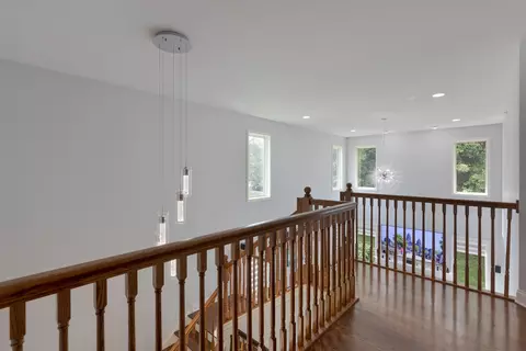 Entry Way - Undisclosed, Itasca, IL 60143 photo 1 of 1