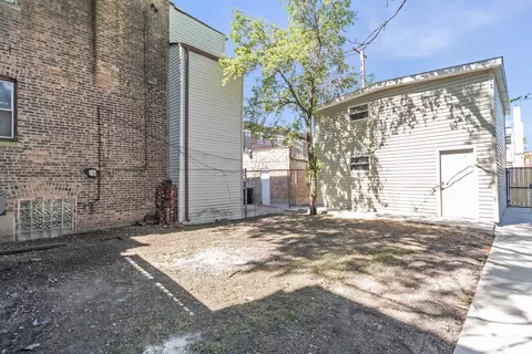 Exterior - 6964 S Eberhart Ave, Chicago, IL 60637 photo 3 of 5