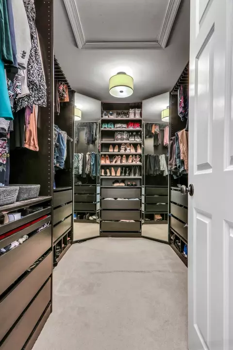 Other - 1156 Vineyard Dr, Gurnee, IL 60031 photo 4 of 6