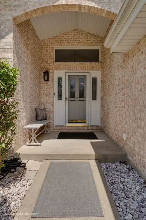 1114 Michael St, Lockport, IL 60441 photo 2