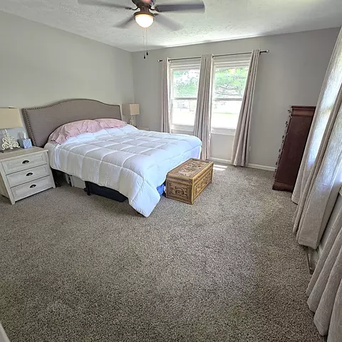 Bedroom - 105 S Delane Dr, Heyworth, IL 61745 photo 3 of 4
