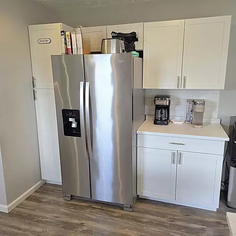 Kitchen - 105 S Delane Dr, Heyworth, IL 61745 photo 3 of 3