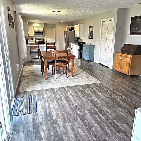 Dining - 105 S Delane Dr, Heyworth, IL 61745 photo 2 of 2