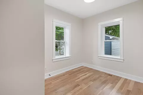 Bedroom - 669 Ludlow Ave, Elgin, IL 60120 photo 2 of 2