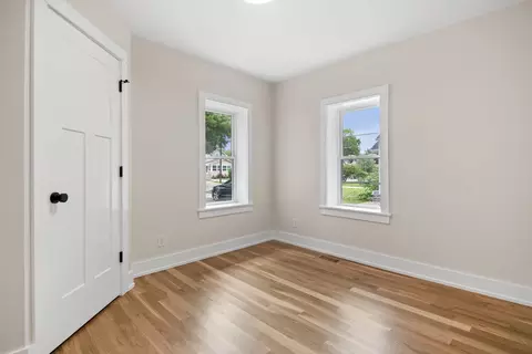 Bedroom - 669 Ludlow Ave, Elgin, IL 60120 photo 1 of 2