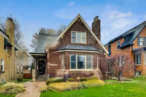 10134 S Bell Ave, Chicago, IL 60643