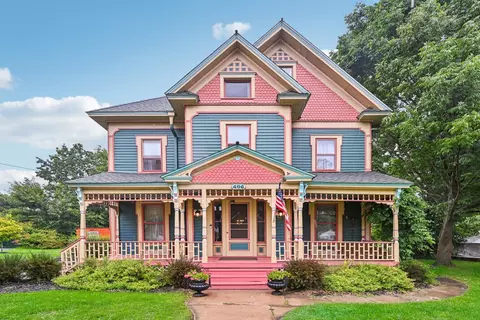 406 W Prairie St, Marengo, IL 60152