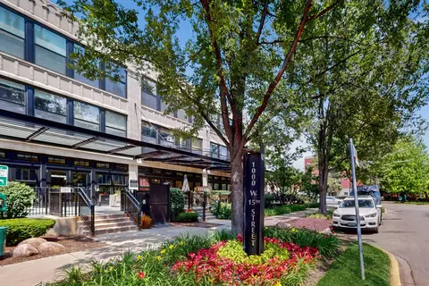 1000 W 15th St #339, Chicago, IL 60608