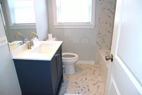 9039 S Drexel Ave, Chicago, IL 60619 photo 21