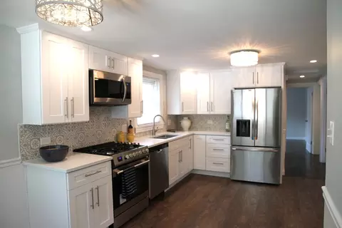 9039 S Drexel Ave, Chicago, IL 60619 photo 25